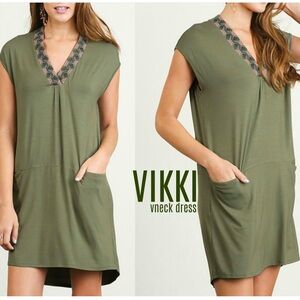 Umgee Dolman Sleeve V-neck Shift Dress